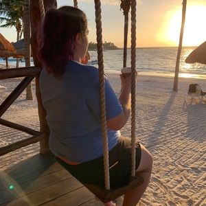 Meet your Posher, Bethany